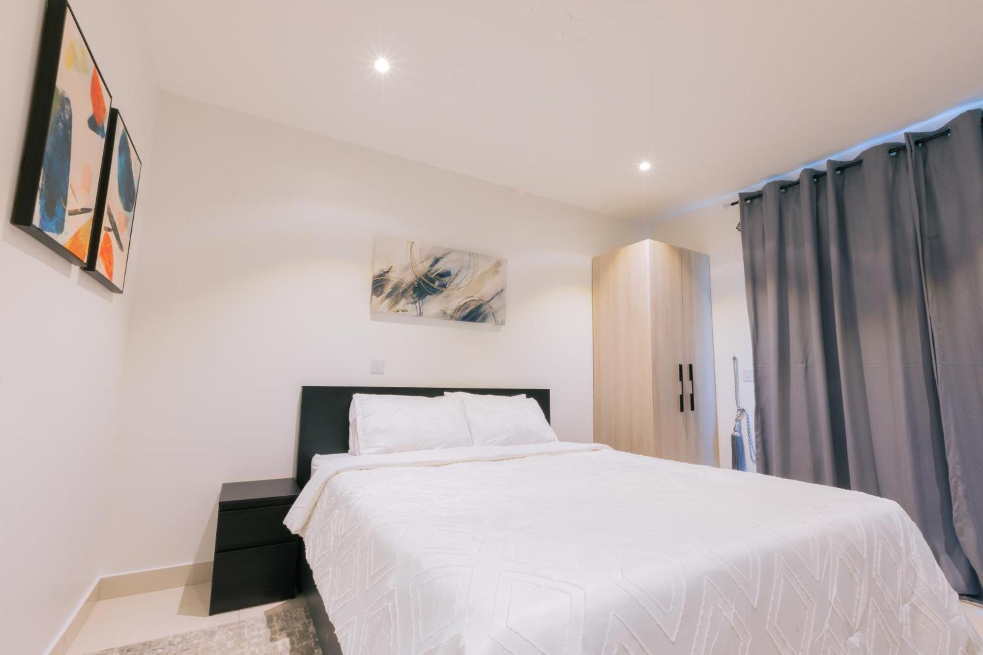 7 Minutes From The Airport - Chic Studio 阿克拉 外观 照片